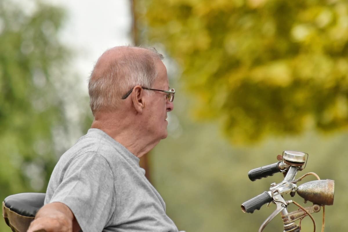 57% der Pensionierten möchten vererben, nur eine Minderheit setzt sich mit den Kosten eines Heimaufenthalts auseinander.Foto vom Bicanski auf Pixnio